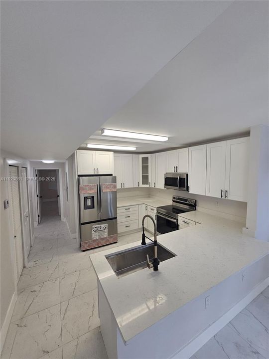 В аренду: $5,000 (4 спален, 4 ванн, 2084 Квадратных фут)