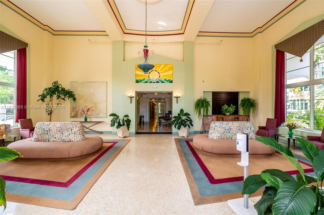 For Sale: $299,000 (0 beds, 1 baths, 300 Square Feet)