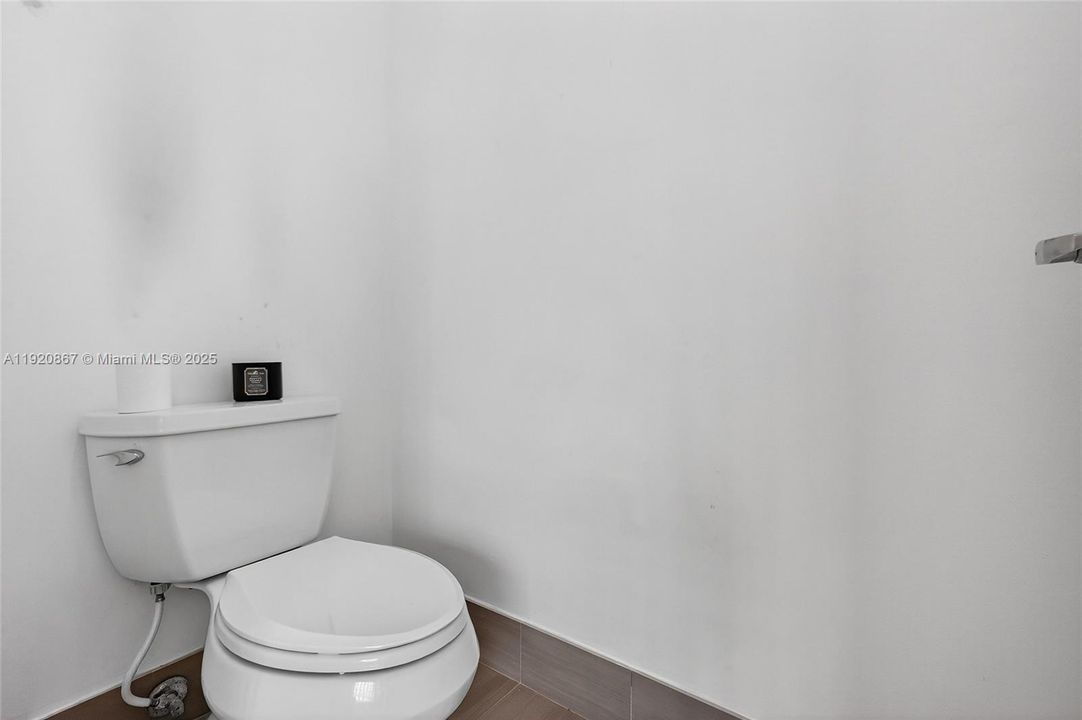 На продажу: $619,000 (3 спален, 2 ванн, 1582 Квадратных фут)