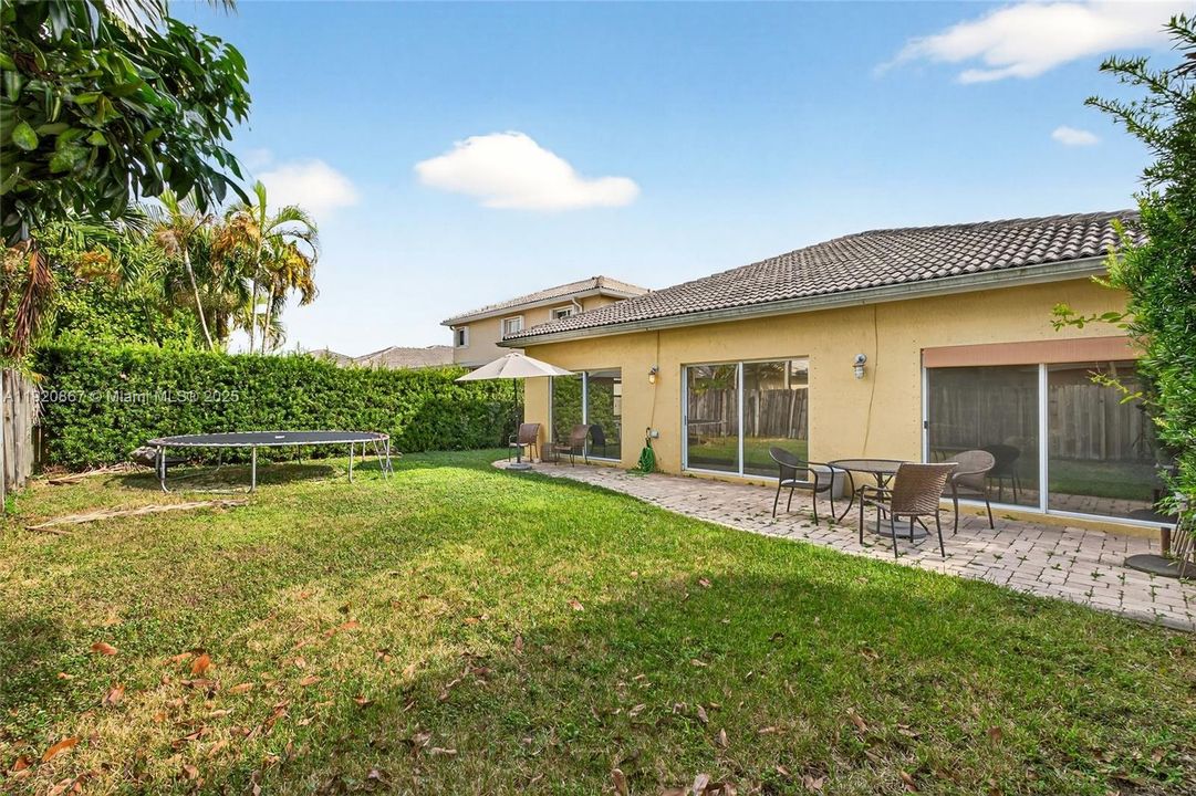 На продажу: $619,000 (3 спален, 2 ванн, 1582 Квадратных фут)