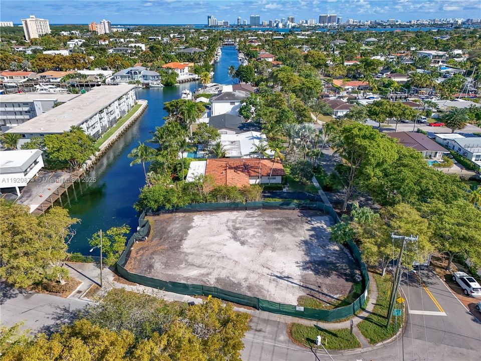 For Sale: $2,290,000 (0.23 acres)