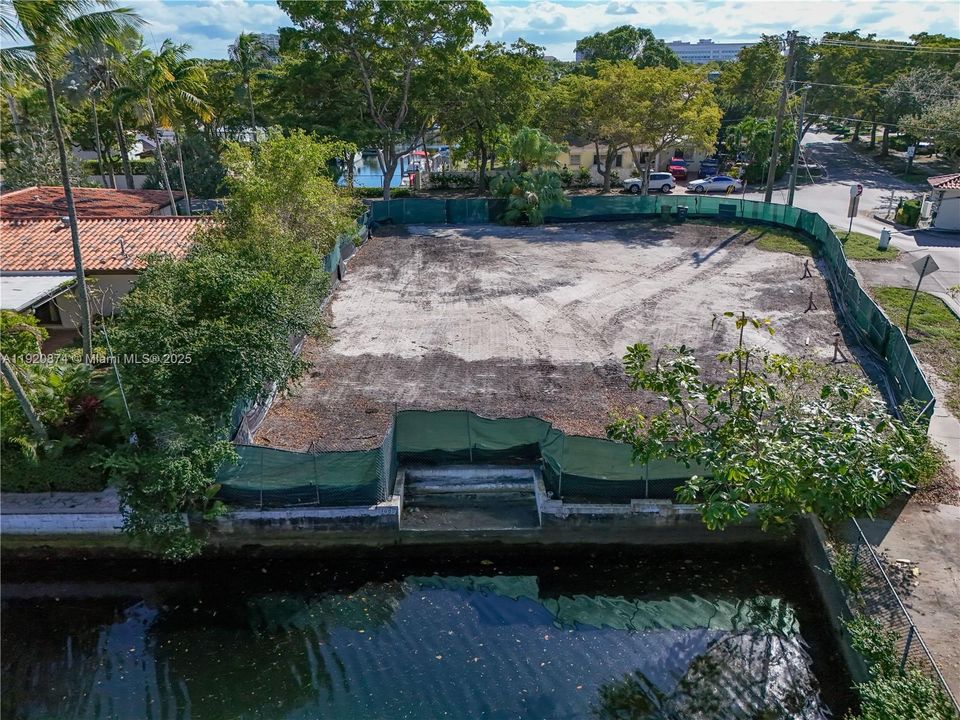 For Sale: $2,290,000 (0.23 acres)