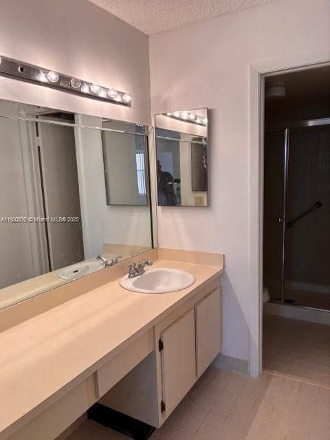 For Sale: $149,999 (2 beds, 2 baths, 1370 Square Feet)