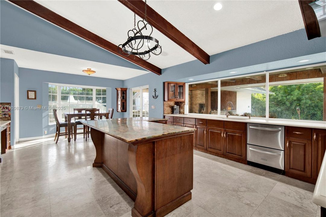 For Sale: $890,000 (4 beds, 2 baths, 3850 Square Feet)