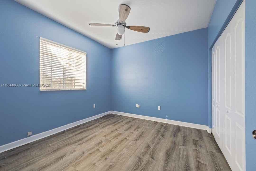 For Rent: $2,800 (3 beds, 2 baths, 1560 Square Feet)