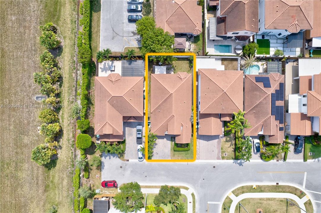 For Rent: $4,000 (3 beds, 2 baths, 1534 Square Feet)