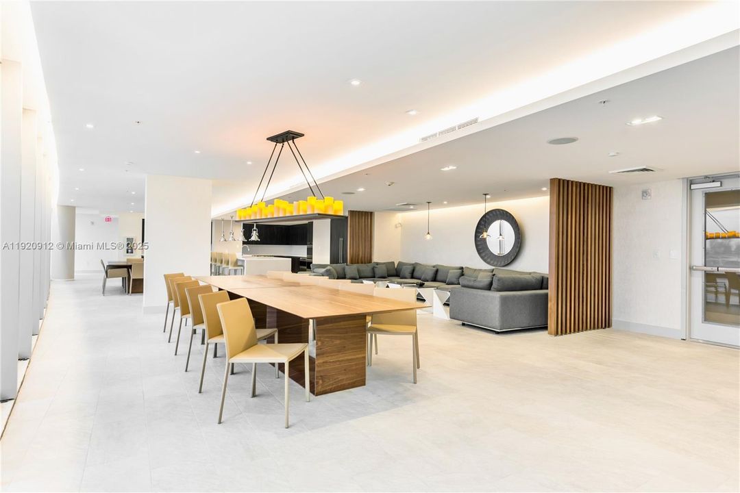 For Rent: $8,500 (2 beds, 2 baths, 1783 Square Feet)