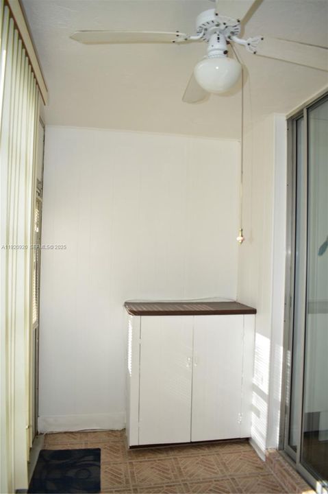 For Sale: $128,000 (2 beds, 2 baths, 850 Square Feet)