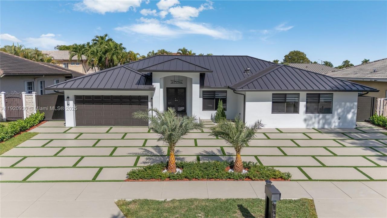 待售: $1,250,000 (4 贝兹, 6 浴室, 2504 平方英尺)