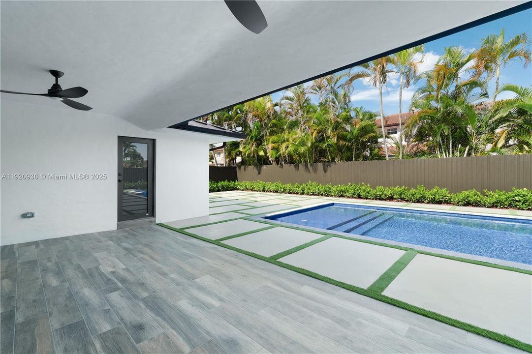 待售: $1,250,000 (4 贝兹, 6 浴室, 2504 平方英尺)