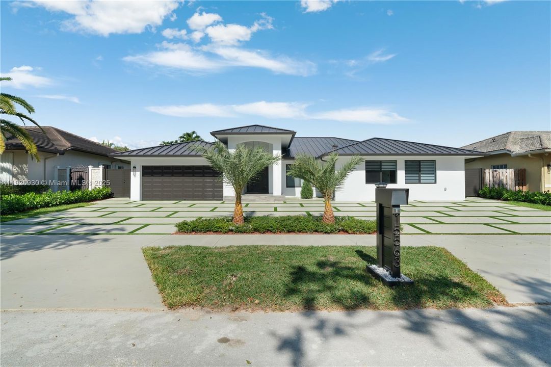 待售: $1,250,000 (4 贝兹, 6 浴室, 2504 平方英尺)