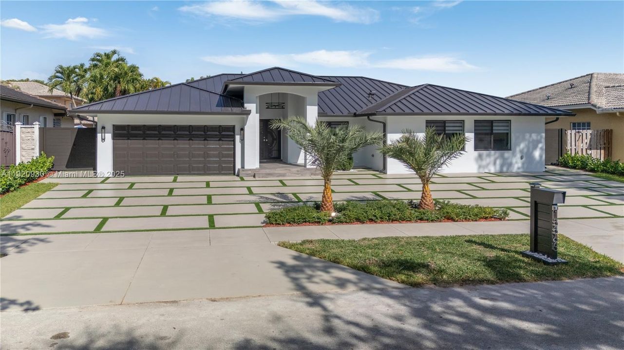 待售: $1,250,000 (4 贝兹, 6 浴室, 2504 平方英尺)