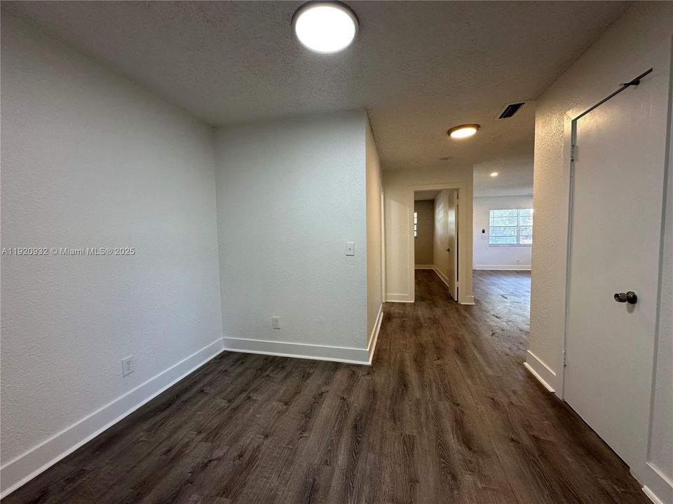 Active With Contract: $2,395 (2 beds, 2 baths, 0 Square Feet)