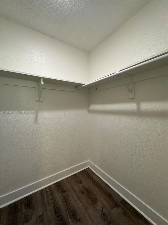 Active With Contract: $2,395 (2 beds, 2 baths, 0 Square Feet)