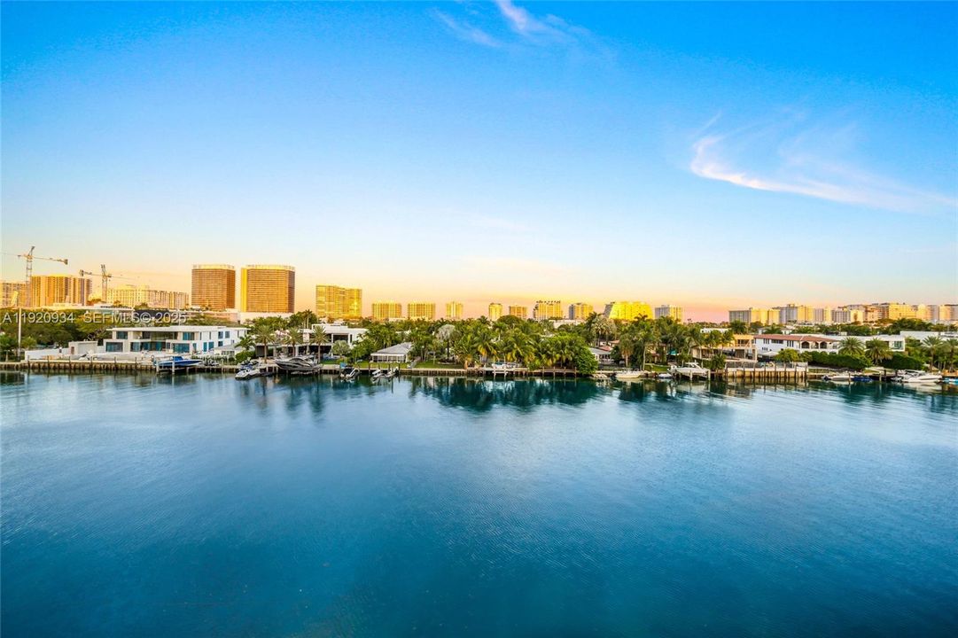 En Venta: $464,900 (1 camas, 1 baños, 1080 Pies cuadrados)