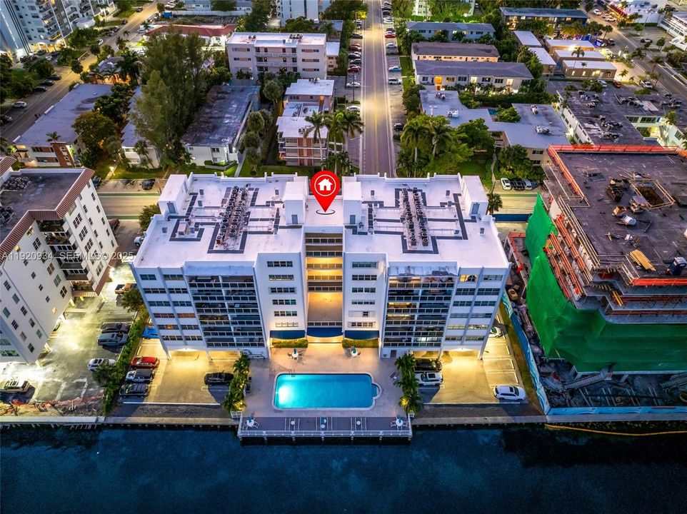 En Venta: $464,900 (1 camas, 1 baños, 1080 Pies cuadrados)