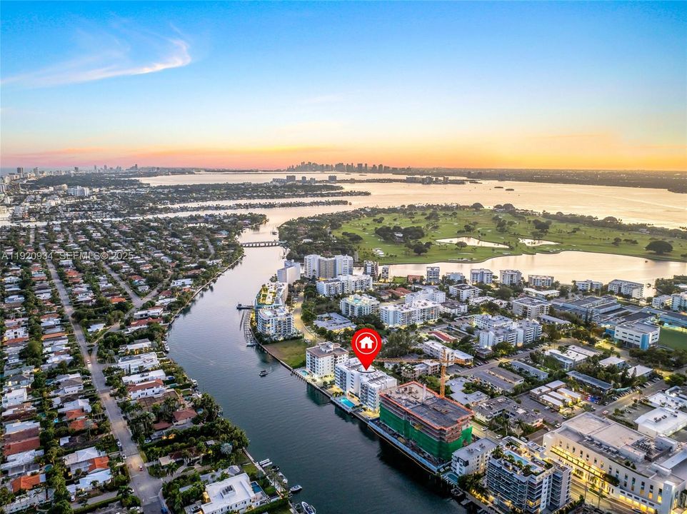 En Venta: $464,900 (1 camas, 1 baños, 1080 Pies cuadrados)