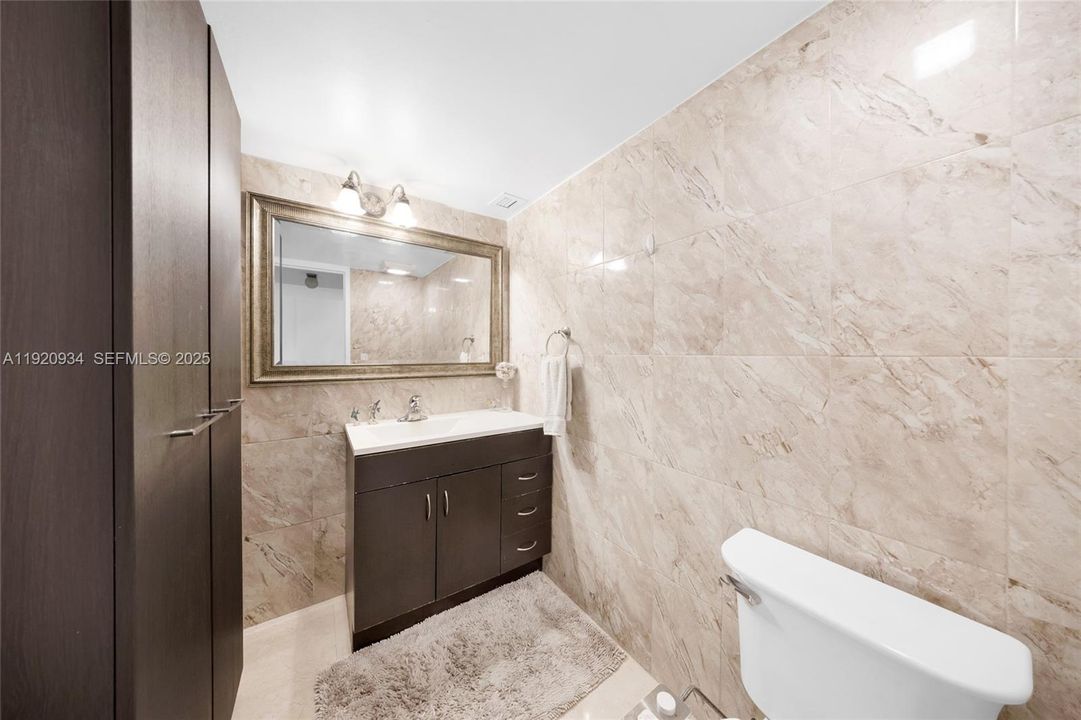 En Venta: $464,900 (1 camas, 1 baños, 1080 Pies cuadrados)