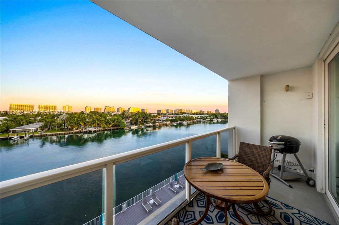 En Venta: $464,900 (1 camas, 1 baños, 1080 Pies cuadrados)