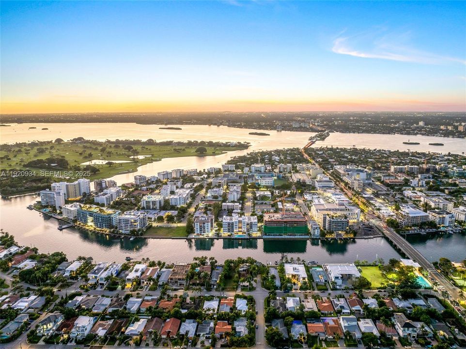 En Venta: $464,900 (1 camas, 1 baños, 1080 Pies cuadrados)