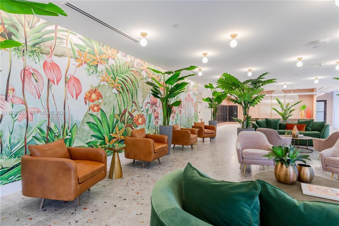 Active With Contract: $2,635 (1 beds, 1 baths, 0 Square Feet)