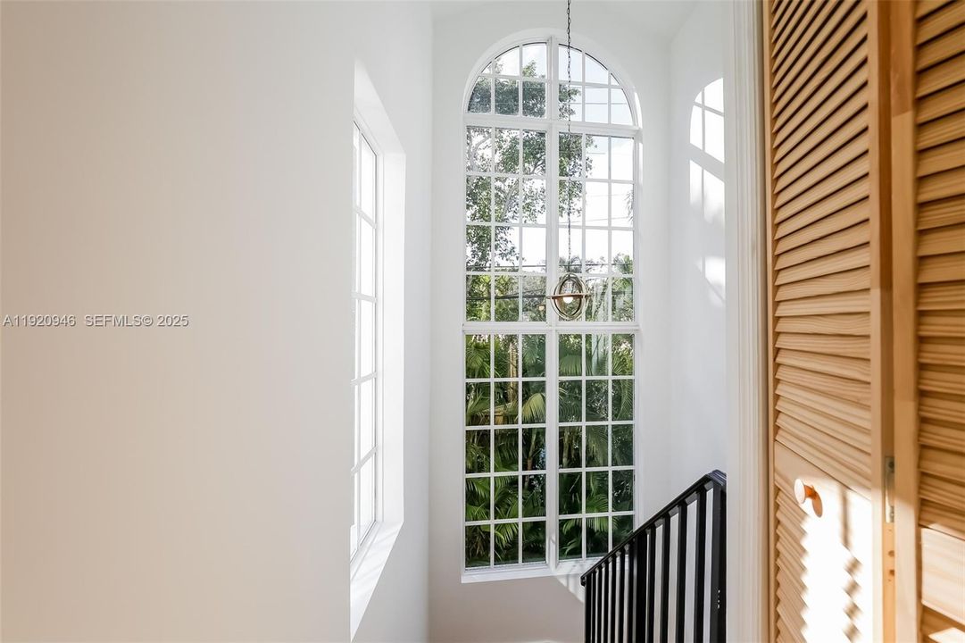 For Rent: $7,500 (4 beds, 4 baths, 2104 Square Feet)