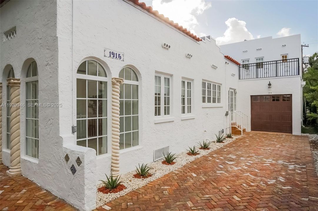 For Rent: $7,500 (4 beds, 4 baths, 2104 Square Feet)