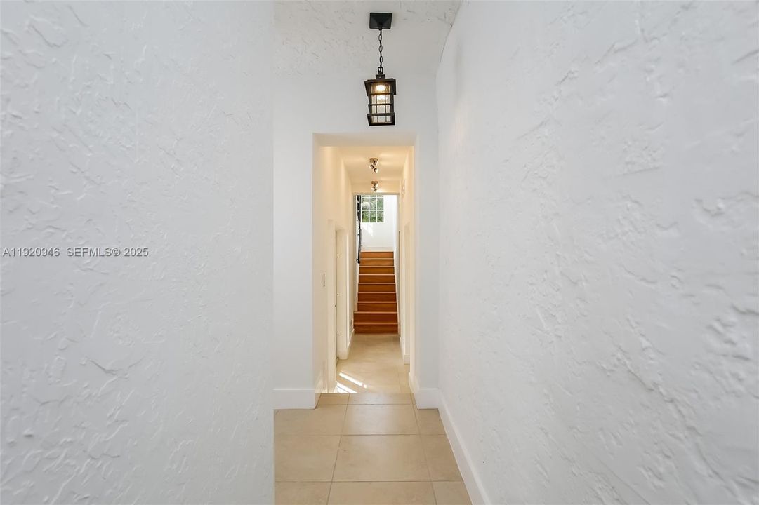 For Rent: $7,500 (4 beds, 4 baths, 2104 Square Feet)