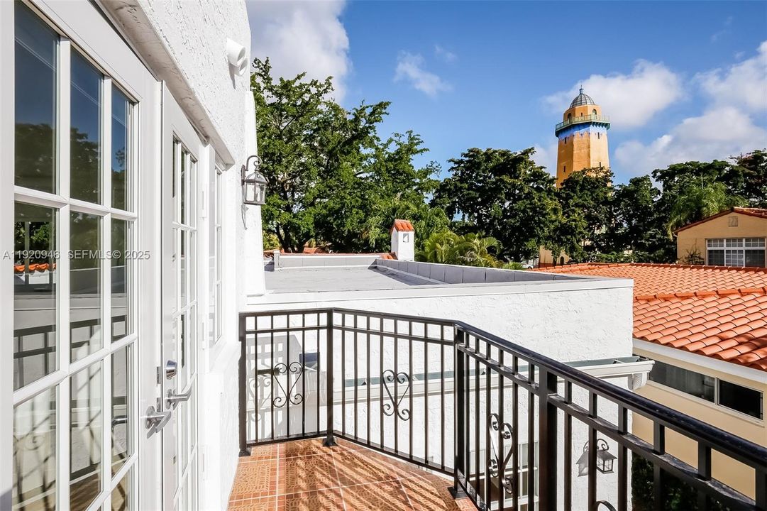 For Rent: $7,500 (4 beds, 4 baths, 2104 Square Feet)