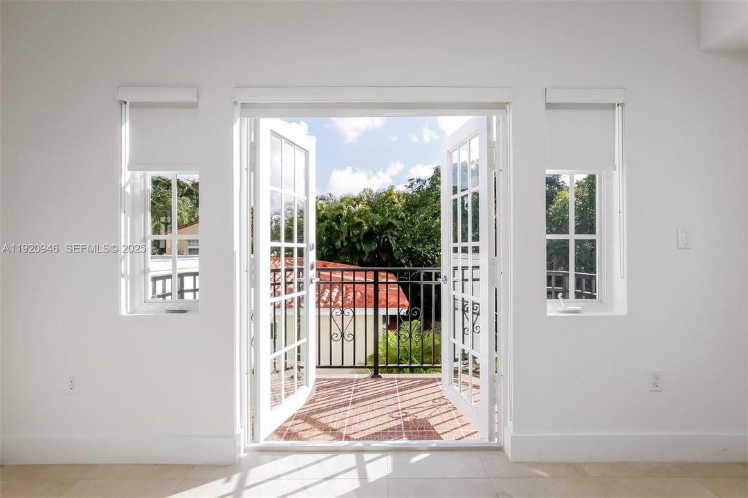 For Rent: $7,500 (4 beds, 4 baths, 2104 Square Feet)