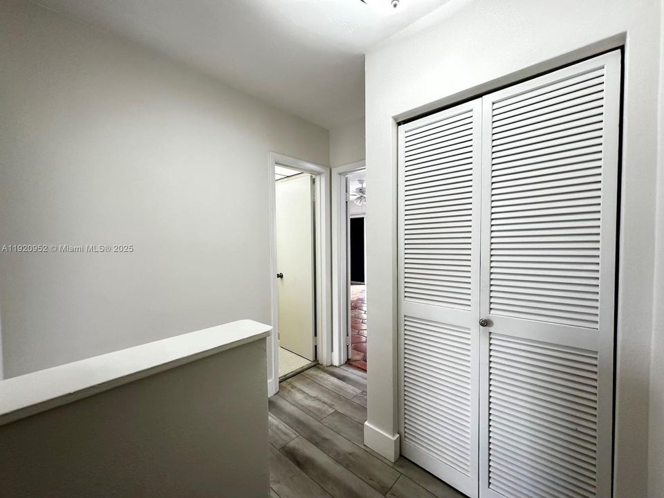 For Sale: $440,000 (3 beds, 2 baths, 1428 Square Feet)