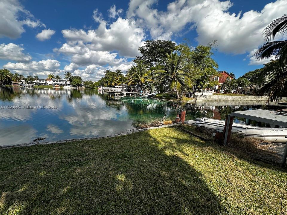 For Sale: $440,000 (3 beds, 2 baths, 1428 Square Feet)