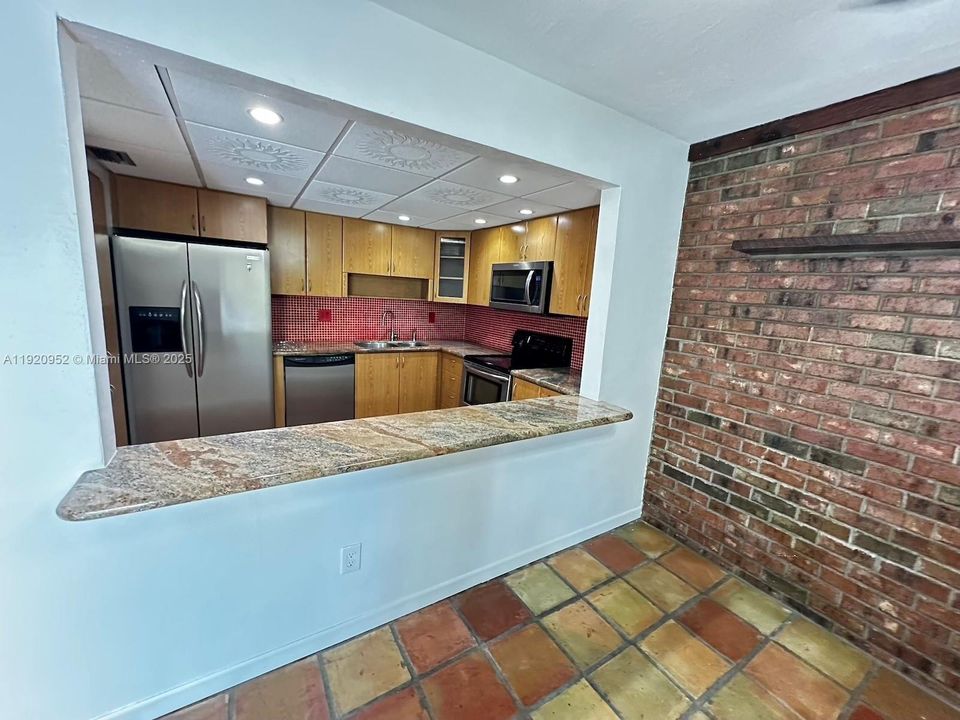 For Sale: $440,000 (3 beds, 2 baths, 1428 Square Feet)