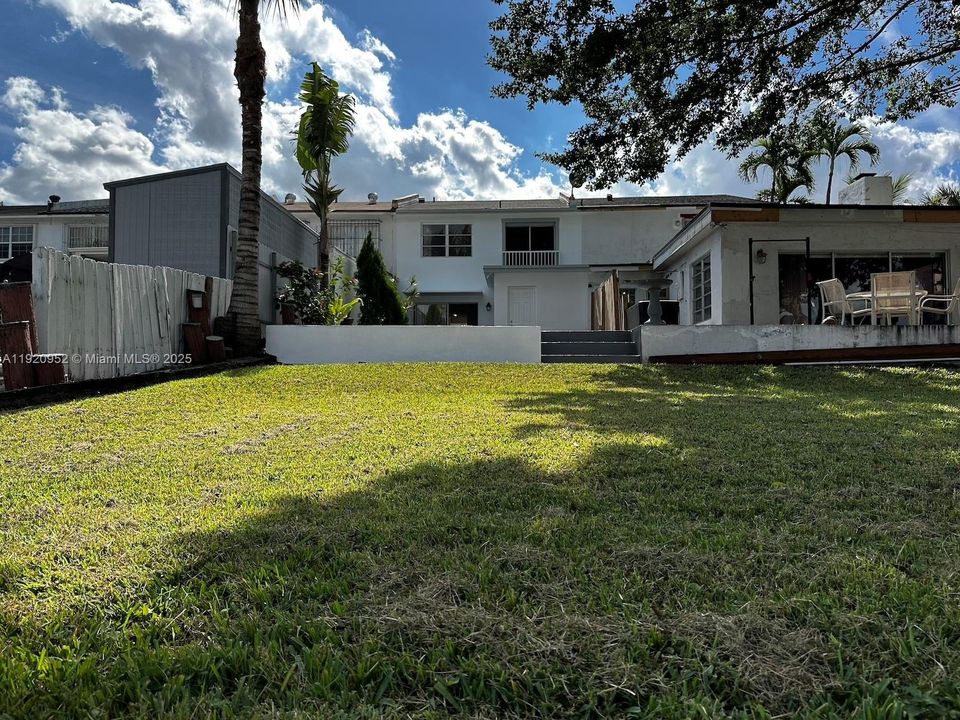 For Sale: $440,000 (3 beds, 2 baths, 1428 Square Feet)
