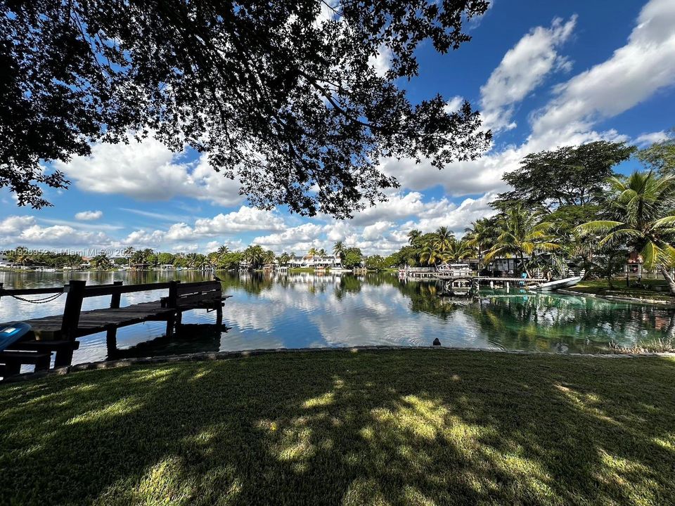 For Sale: $440,000 (3 beds, 2 baths, 1428 Square Feet)