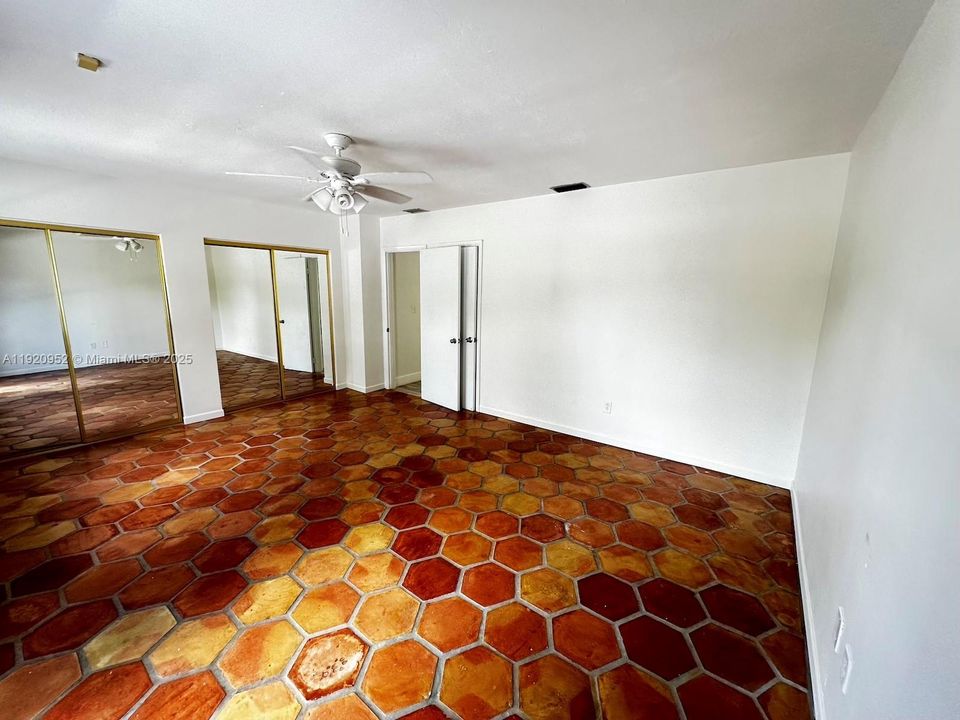 For Sale: $440,000 (3 beds, 2 baths, 1428 Square Feet)