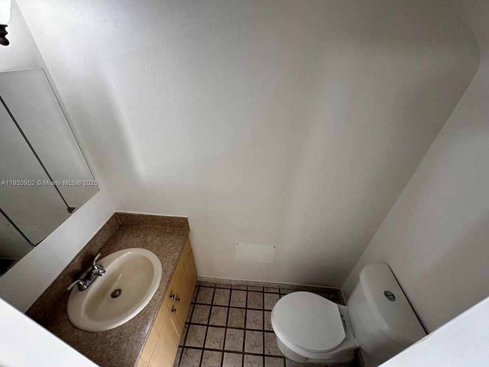 For Sale: $440,000 (3 beds, 2 baths, 1428 Square Feet)