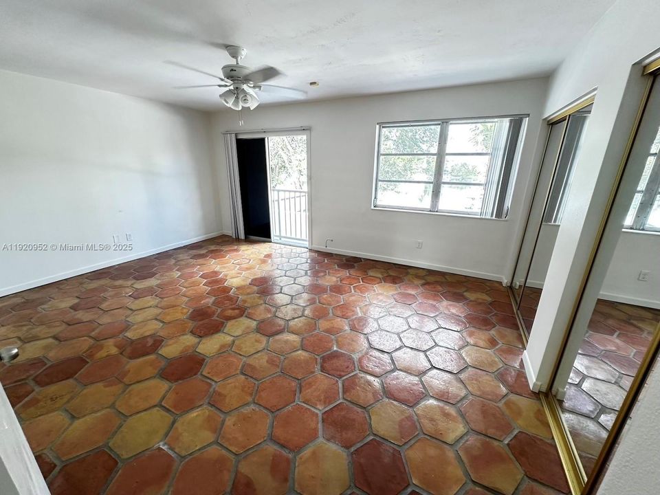 For Sale: $440,000 (3 beds, 2 baths, 1428 Square Feet)
