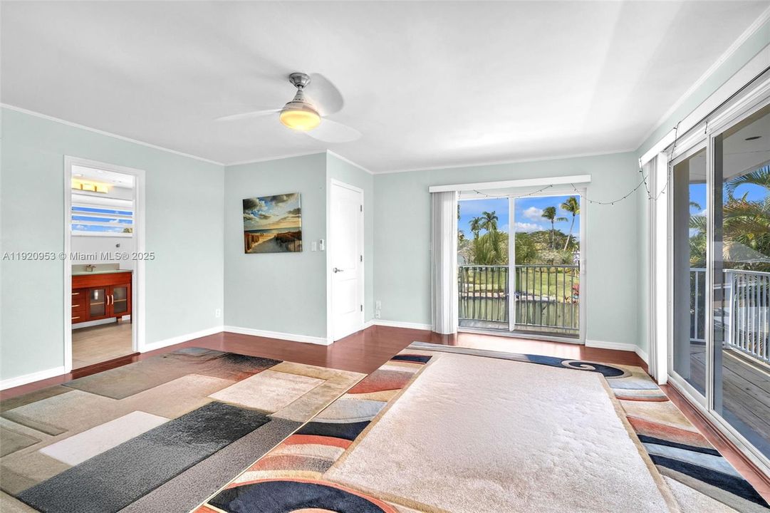 For Sale: $1,290,000 (3 beds, 3 baths, 1688 Square Feet)