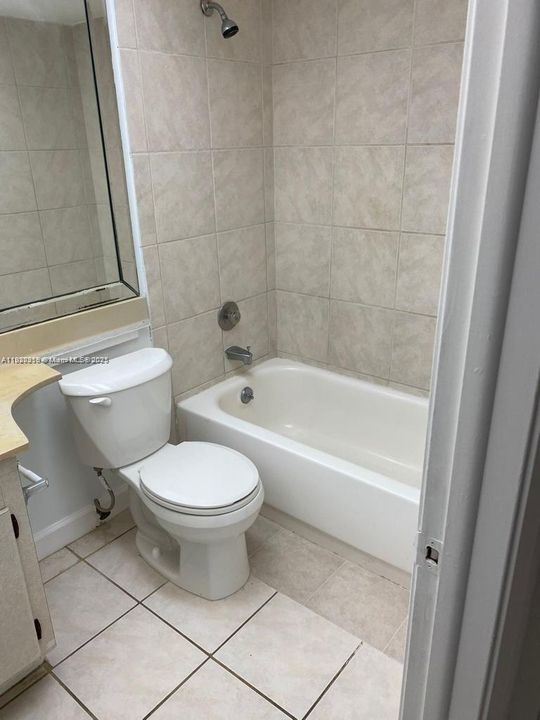 For Sale: $139,900 (2 beds, 2 baths, 890 Square Feet)