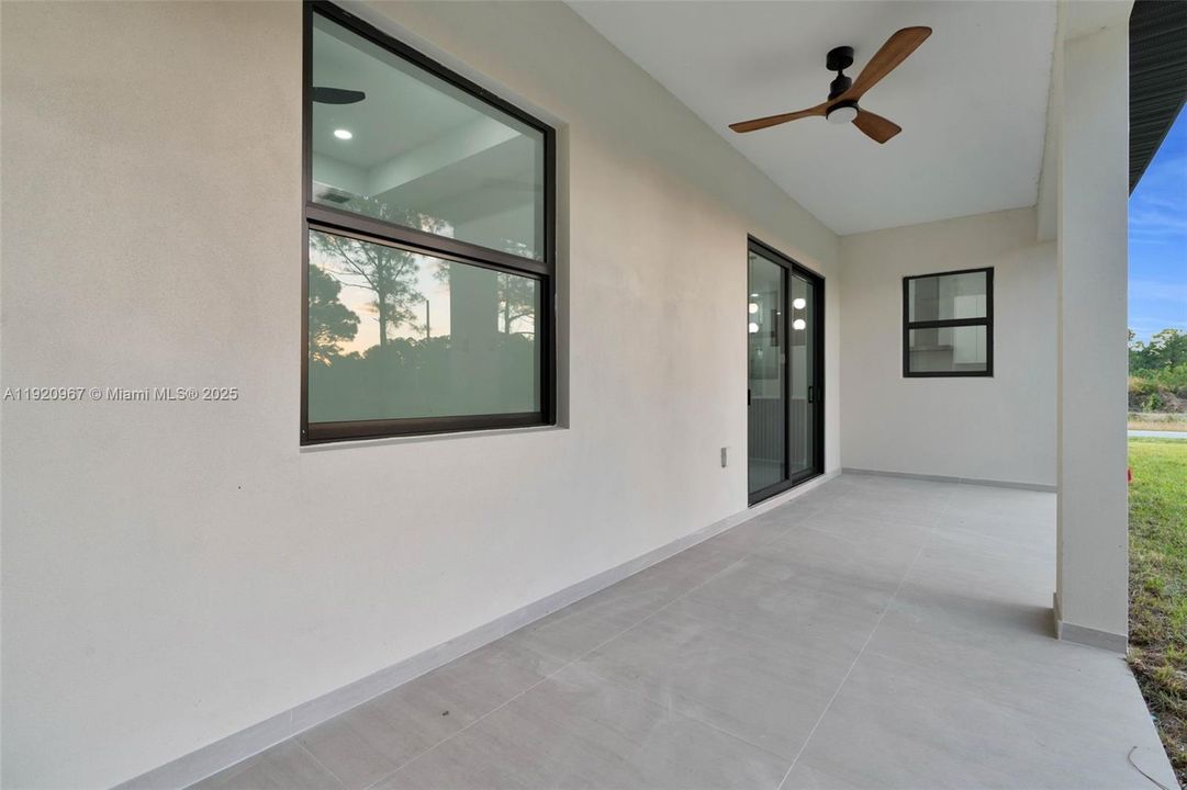 待售: $390,000 (3 贝兹, 2 浴室, 5013 平方英尺)