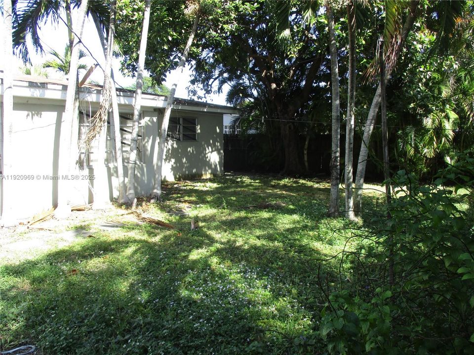 待售: $575,000 (3 贝兹, 2 浴室, 1741 平方英尺)