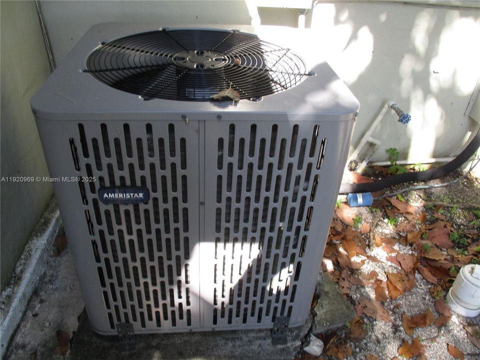 待售: $575,000 (3 贝兹, 2 浴室, 1741 平方英尺)