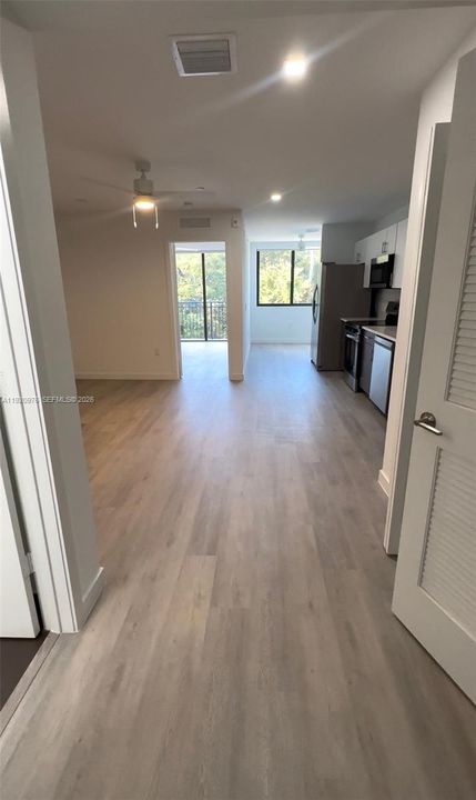 出租: $2,200 (1 贝兹, 1 浴室, 0 平方英尺)