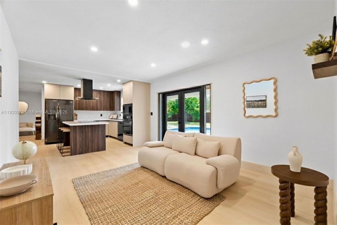 For Sale: $862,000 (4 beds, 2 baths, 1963 Square Feet)