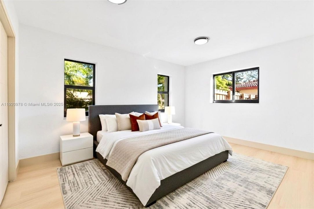 For Sale: $862,000 (4 beds, 2 baths, 1963 Square Feet)