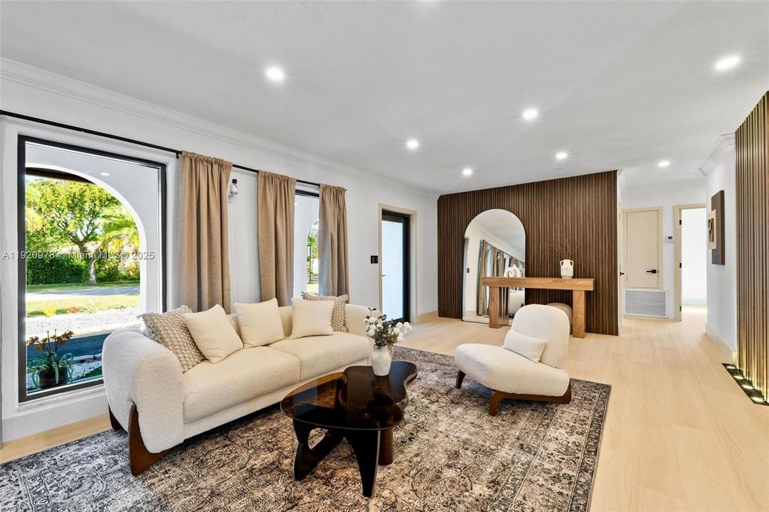 For Sale: $862,000 (4 beds, 2 baths, 1963 Square Feet)