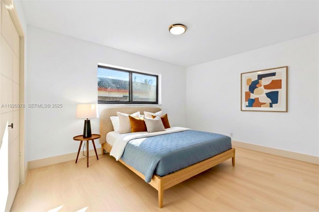 For Sale: $862,000 (4 beds, 2 baths, 1963 Square Feet)