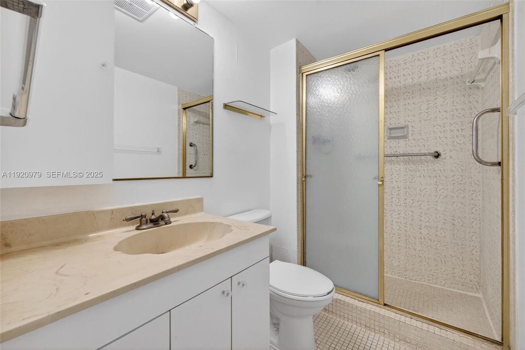 For Sale: $347,000 (3 beds, 2 baths, 1693 Square Feet)