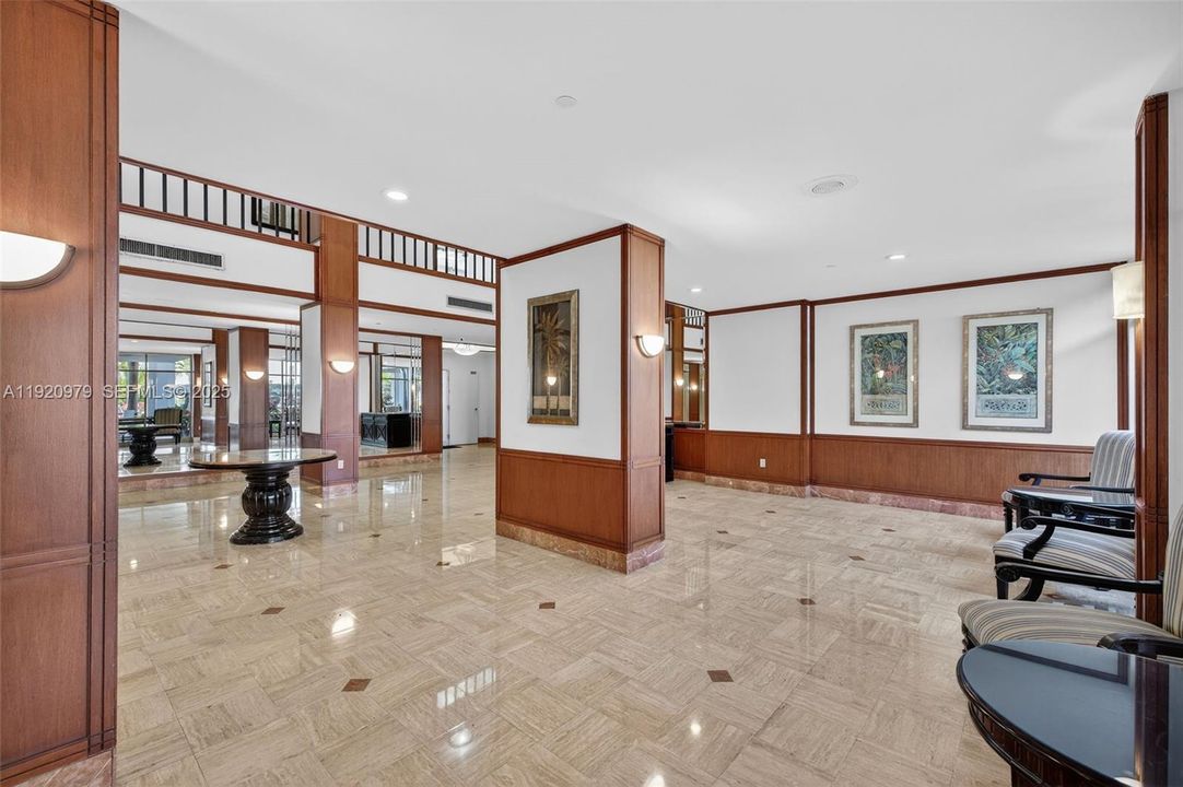 For Sale: $347,000 (3 beds, 2 baths, 1693 Square Feet)